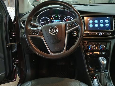 Used 2018 Buick Encore Preferred image 2