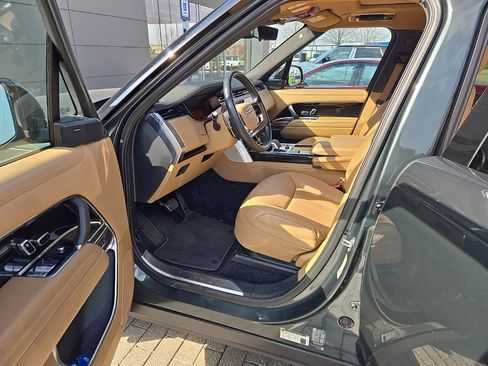 Used 2023 Land Rover Range Rover SE image 16