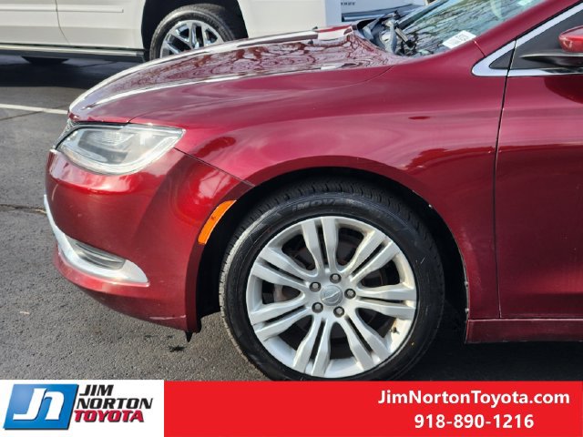 Used 2015 Chrysler 200 Limited w/ Convenience Group FWD image 9