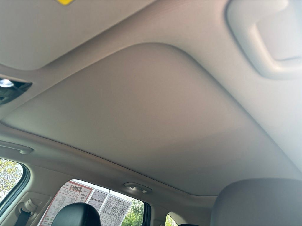 Certified 2023 Kia Sorento S w/ Panoramic Sunroof Package AWD/4WD image 20