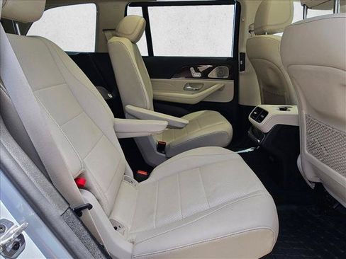 Certified 2022 Mercedes-Benz GLS 450 4MATIC image 21