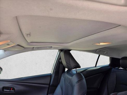 Certified 2022 Toyota Prius XLE w/ Advanced Technology Package image 14