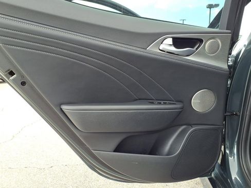 Used 2022 Kia Stinger GT2 image 22