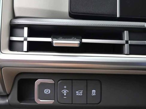 New 2026 Hyundai Santa Fe SEL FWD image 23