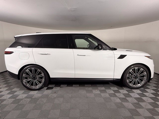 New 2027 Land Rover Range Rover Sport SE AWD/4WD image 8