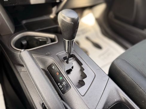 Used 2016 Toyota RAV4 LE image 23