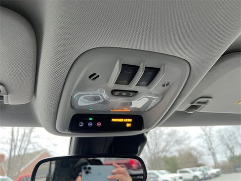 Used 2026 Chevrolet TrailBlazer LT w/ Convenience Package image 28