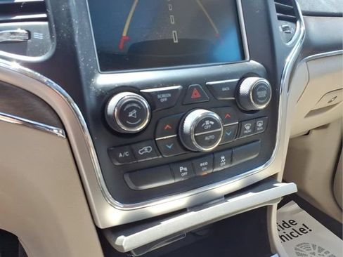 Used 2015 Jeep Grand Cherokee Limited AWD/4WD image 21