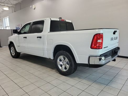 New 2026 RAM 1500 Big Horn AWD/4WD image 4