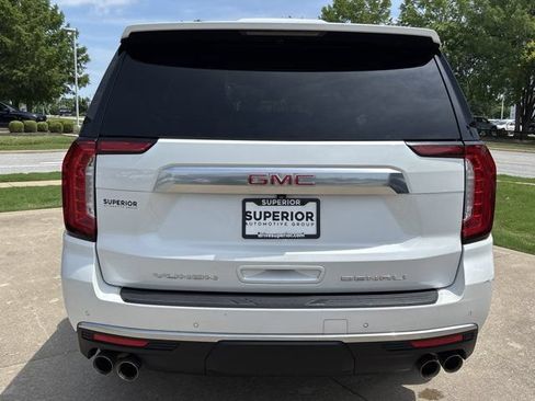 Used 2022 GMC Yukon Denali AWD/4WD image 5