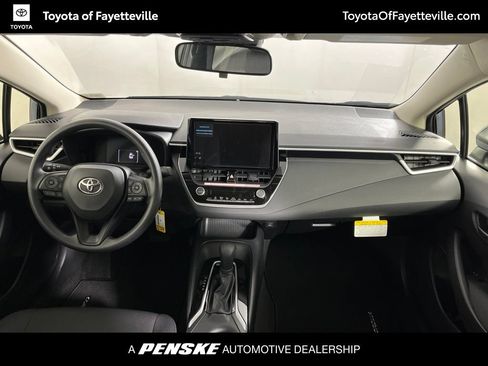 Used 2026 Toyota Corolla LE FWD image 14