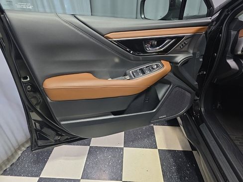 Used 2022 Subaru Outback Touring image 18