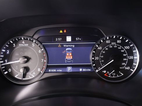 Used 2021 Nissan Armada Platinum w/ Captain's Chairs Package image 4