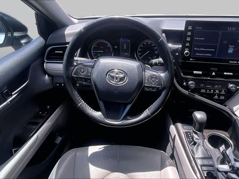 Used 2022 Toyota Camry SE w/ Audio Upgrade Package FWD image 6