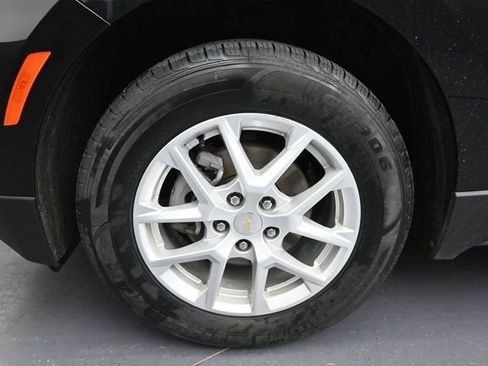Used 2024 Chevrolet Equinox LT AWD/4WD image 21