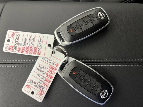 New 2025 Nissan Murano SL image 25