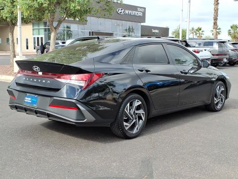 Certified 2025 Hyundai Elantra Sport FWD image 5