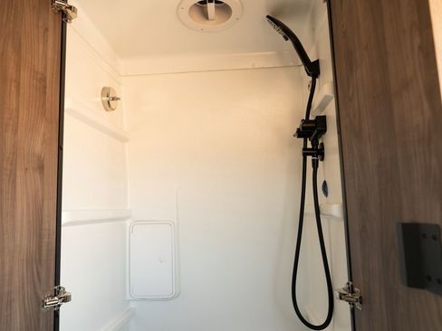 Used 2023 Mercedes-Benz Sprinter 2500 image 62