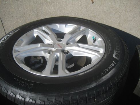 Used 2021 GMC Terrain SLE w/ Driver Convenience Package image 8