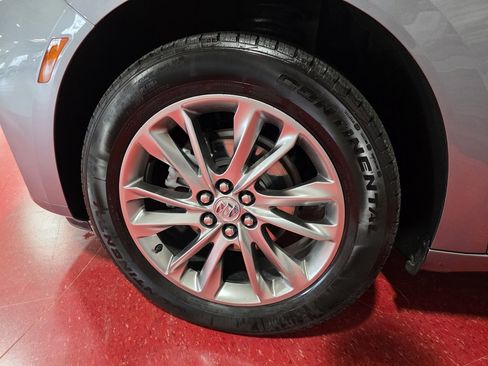 Used 2024 Buick Enclave Avenir w/ Avenir Technology Package image 10