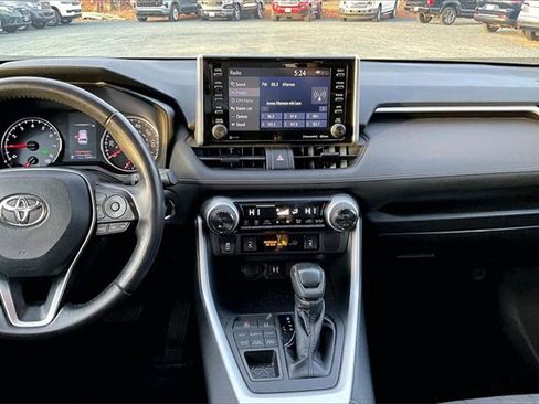 Used 2019 Toyota RAV4 XLE image 16