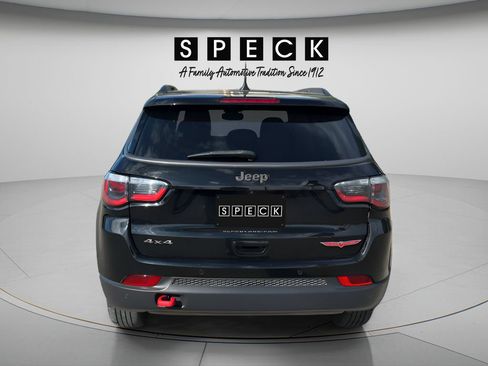 Used 2021 Jeep Compass Trailhawk AWD/4WD image 4