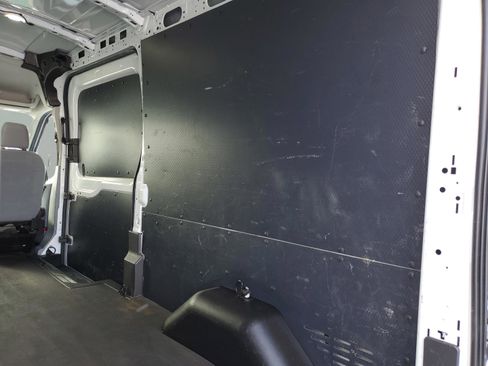Used 2018 Ford Transit 250 Base image 14