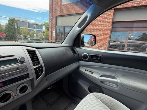 Used 2009 Toyota Tacoma 2WD Access Cab w/ SR5 Pkg #2 image 23