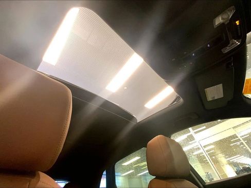 Certified 2024 Audi Q3 2.0T Premium image 14