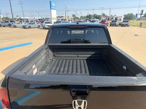 Used 2023 Honda Ridgeline RTL-E image 11
