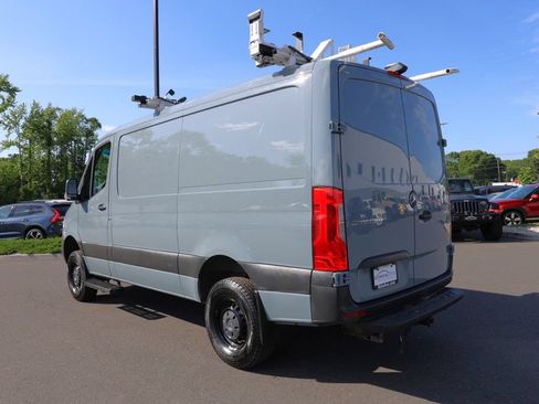 Used 2024 Mercedes-Benz Sprinter 2500 image 3