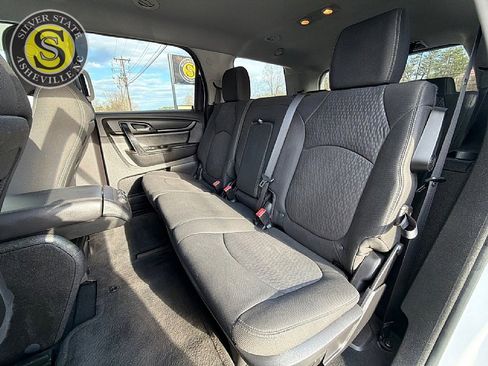 Used 2016 GMC Acadia SLE image 14