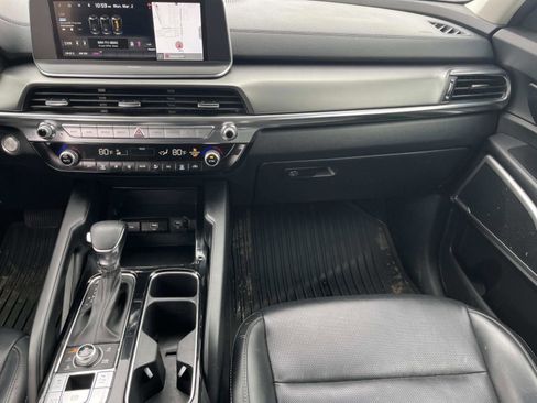 Used 2022 Kia Telluride LX image 14