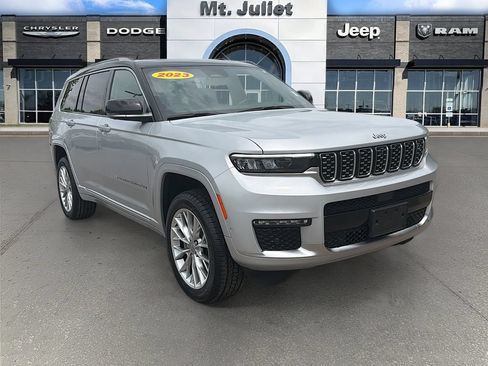 Used 2023 Jeep Grand Cherokee L Summit w/ Advanced Protech Group IV AWD/4WD image 1