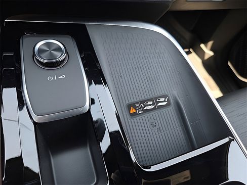 New 2026 Buick Enclave Sport Touring w/ LPO, Floor Liner Package image 17