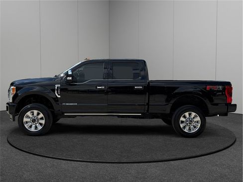 Used 2019 Ford F350 Platinum w/ Platinum Ultimate Package image 5