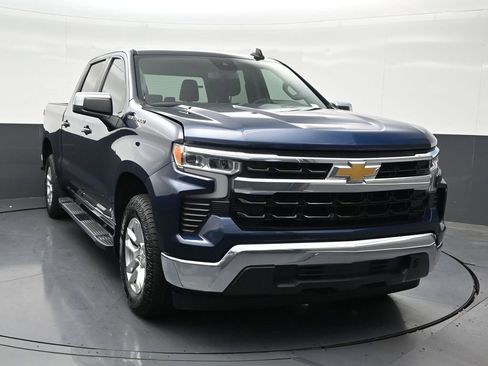 Used 2023 Chevrolet Silverado 1500 LT RWD image 8