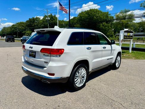 Used 2017 Jeep Grand Cherokee Summit AWD/4WD image 8