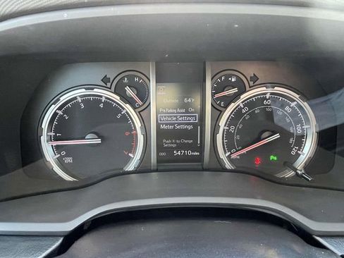 Used 2022 Toyota 4Runner Limited image 27