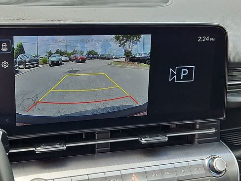Used 2025 Hyundai Kona SEL FWD image 16