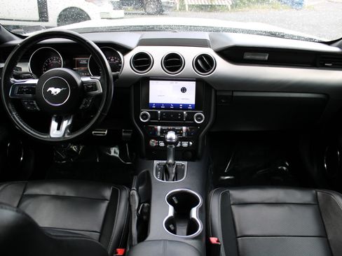 Used 2022 Ford Mustang Premium RWD image 15