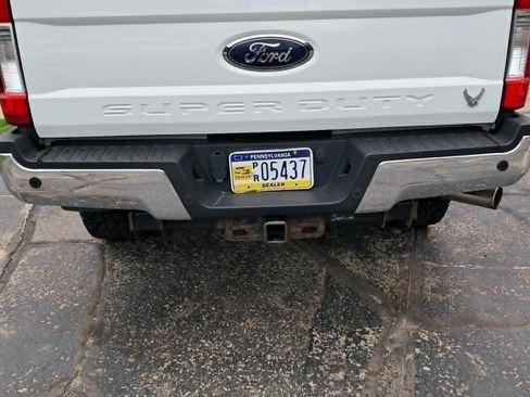 Used 2019 Ford F250 XLT w/ XLT Premium Package AWD/4WD image 4