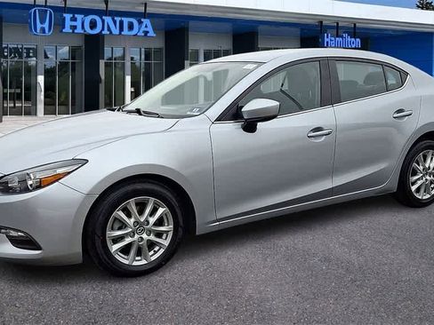 Used 2017 MAZDA MAZDA3 Sport w/ Preferred Equipment Package image 4