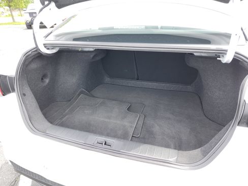 Used 2023 Nissan Sentra SR w/ Midnight Edition Package FWD image 22