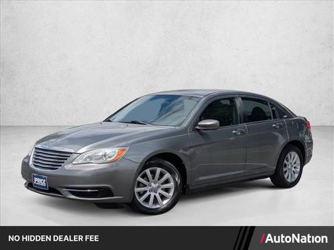 Used 2012 Chrysler 200 Touring FWD image 1