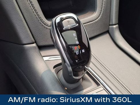 Used 2024 Cadillac XT6 Sport w/ Technology Package AWD/4WD image 9