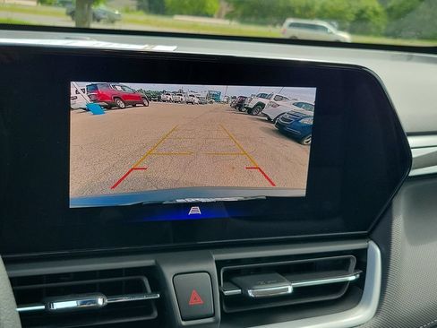 Used 2025 Chevrolet TrailBlazer LS FWD image 22