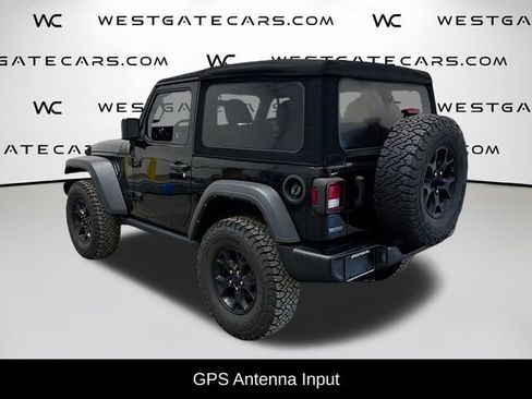Used 2022 Jeep Wrangler Sport AWD/4WD image 5
