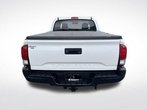 Used 2022 Toyota Tacoma SR RWD image 7
