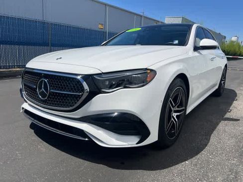 Used 2026 Mercedes-Benz E 350 Sedan image 9